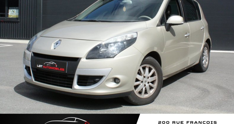 Renault Scenic III 1.5 dCi 110ch FAP Dynamique