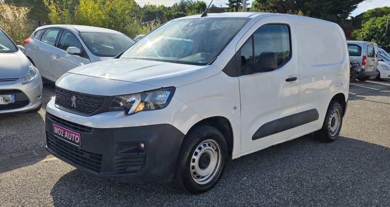 Peugeot Partner BLUEHDI 100CH 2021 140.000KMS CAM REG AT