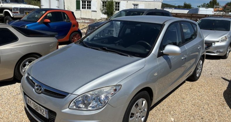 Hyundai i30 1.6 CRDI 90 CV PACK CLIM