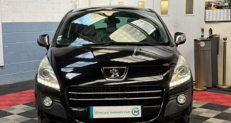 Peugeot 3008 HYBRID4 2.0 E-HDI FAP ETG6   ELECTRIC 37