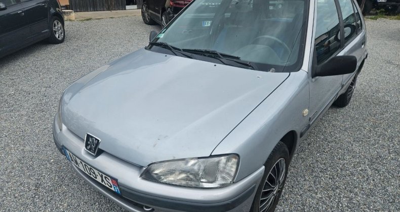Peugeot 106 1.4i 75 cv bva 104000 kms