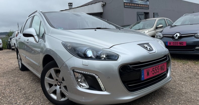 Peugeot 308 SW 1.6 HDI 110 FÃLINE * TOIT * GPS * XÃNO