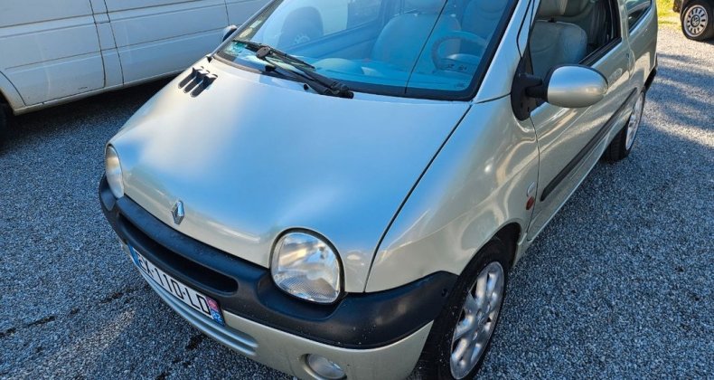 Renault Twingo 1 phase 2 1.2i 16v 75 cv initiale quicks