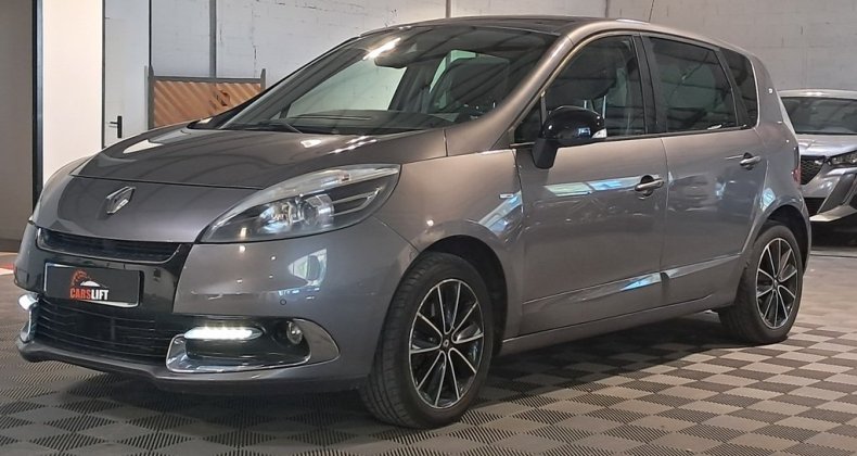 Renault Scenic 3 1.5 DCi 110CH -BOSE-BOITE AUTO-TOIT OU