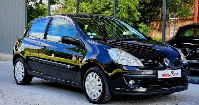 Renault Clio III 1.5 DCI 85CH PRIVILEGE 3P
