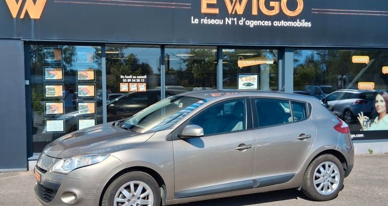 Renault Megane 1.6 110 CH AUTHENTIQUe
