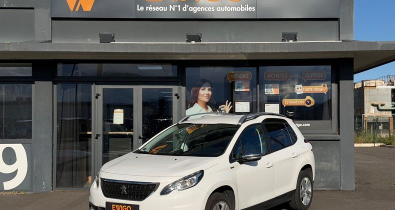 Peugeot 2008 1.2 82ch style