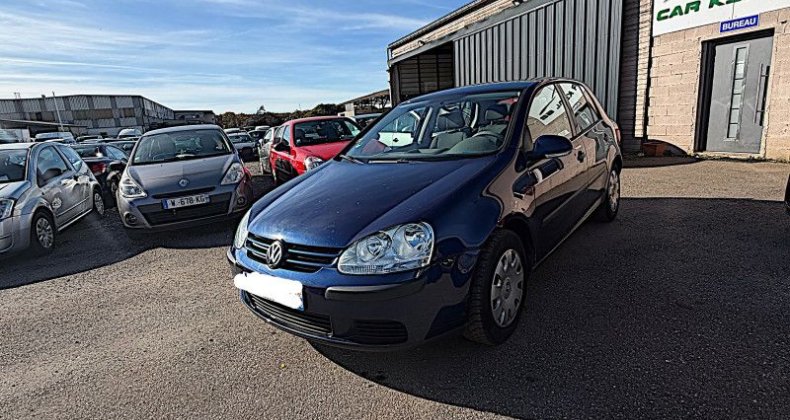 Volkswagen Golf V 1.6 FSI 115CH TREND 5P