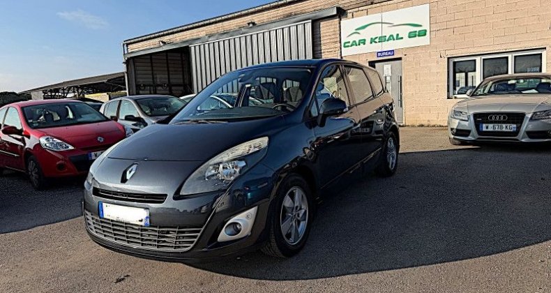 Renault Grand Scenic III 1.4 TCE 130CH DYNAMIQUE 5 PLACES