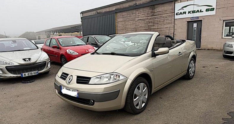 Renault Megane CC II 2.0 16V 136CH LUXE PRIVILEGE