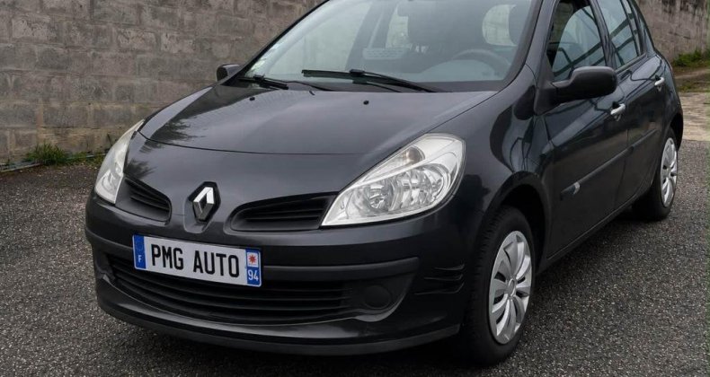 Renault Clio 1.2i 16V - 75 III BERLINE Authentique PH