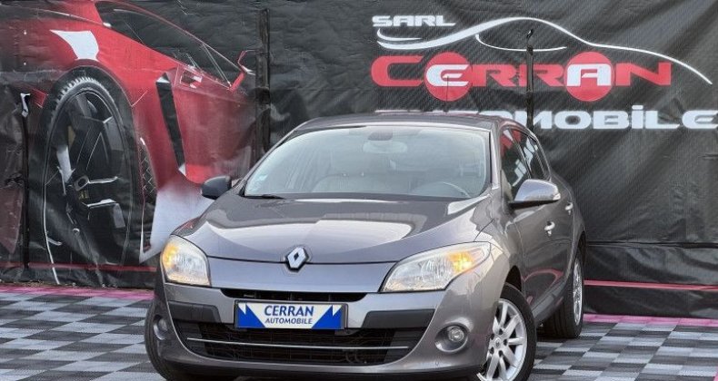 Renault Megane III 2.0 16V 140CH DYNAMIQUE CVT