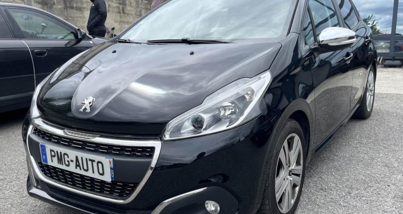 Peugeot 208 1.2i PureTech 12V S&S - 82 BERLINE Signa