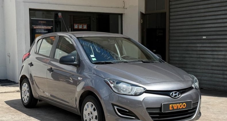 Hyundai i20 (2) 1.2 PACK EVIDENCE + 1ERE MAIN FAIBLE