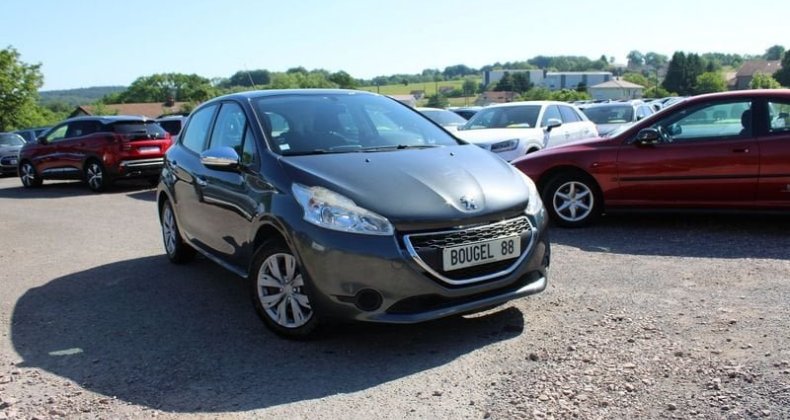 Peugeot 208 ACTIVE 1L4 HDI 70 CV CLIM AUDIO MP3 USB 