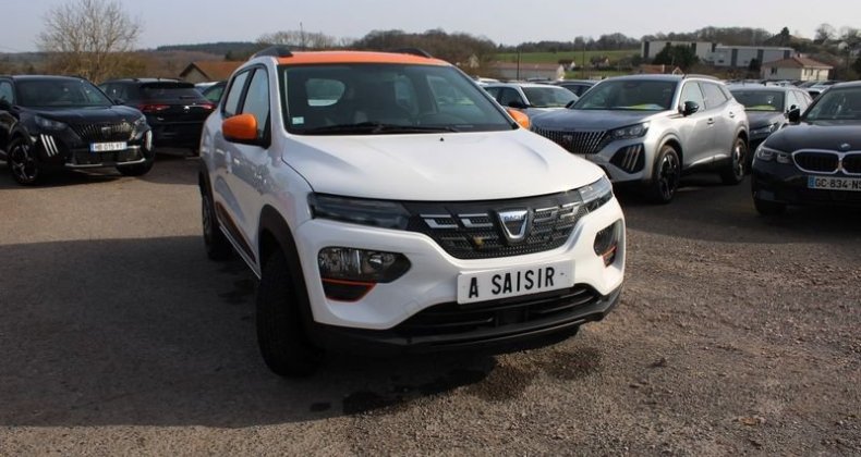 Dacia Spring ELECTRIC CONFORT PLUS CAMÃRA GPS USB CU