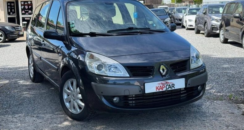 Renault Grand Scenic 2.0 dCi 150ch PrivilÃ¨ge