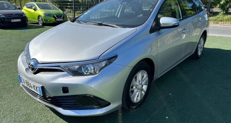 Toyota Auris TOURING-SPORTS 1.4 D4D 90 TENDANCE BUSIN