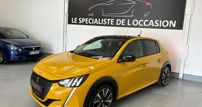 Peugeot 208 1.2 100 cv gt line camera 08-2020 4x