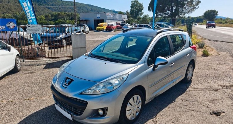 Peugeot 207 SW 1.6 hdi toit panoramique