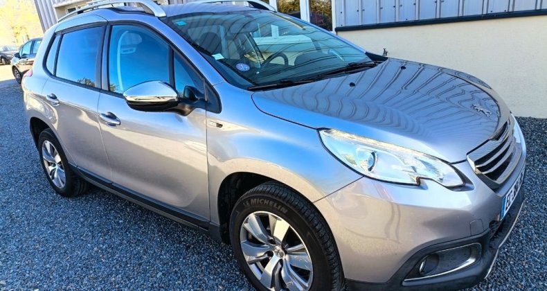 Peugeot 2008 1.2 82cv STYLE