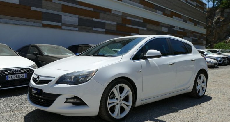 Opel Astra 1.7 CDTI 110 Ch WHITE EDITION BVM6
