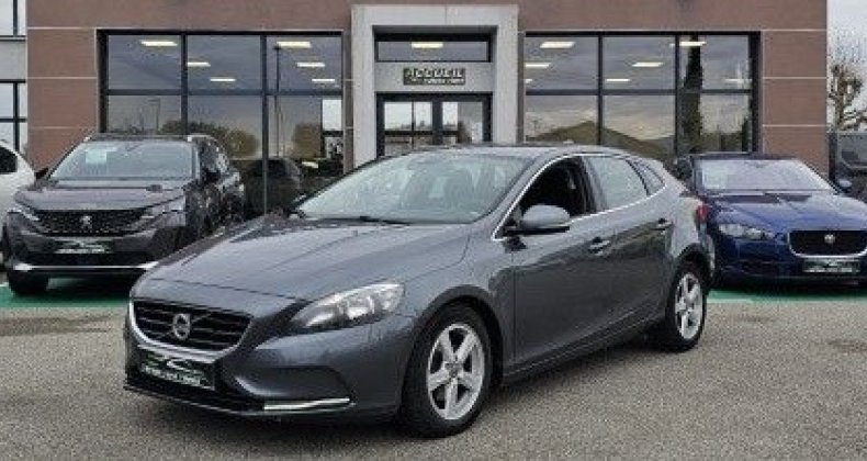 Volvo V40 1.6 D2 115CH MOMENTUM BUSINESS