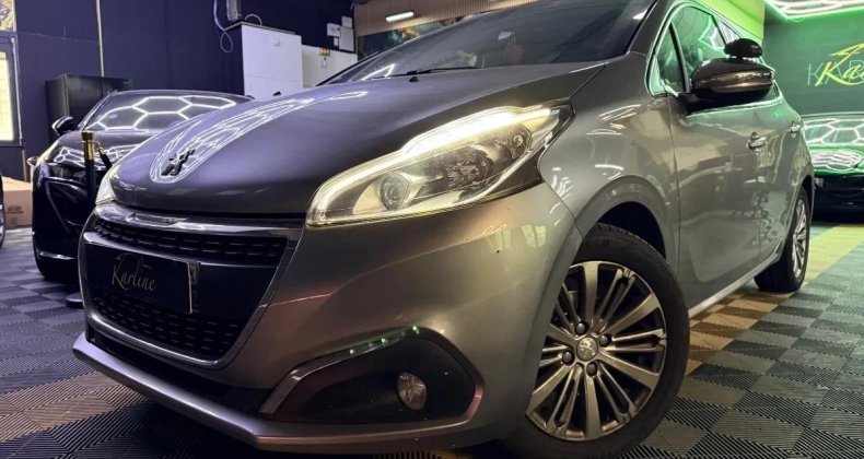 Peugeot 208 GENERATION-I 1.2 PURETECH 80cv ALLURE I 