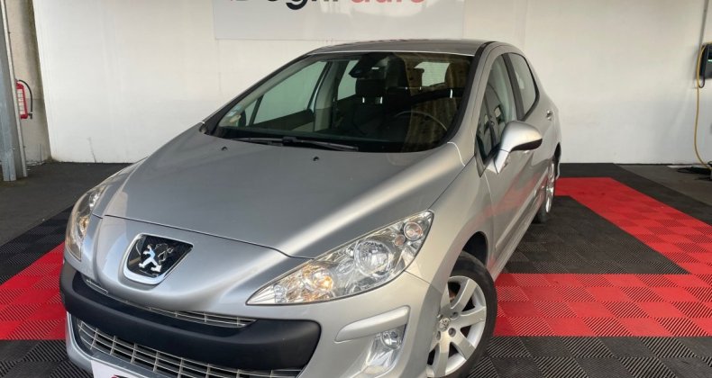 Peugeot 308 1.6 HDi 90ch BLUE LION Confort Pack