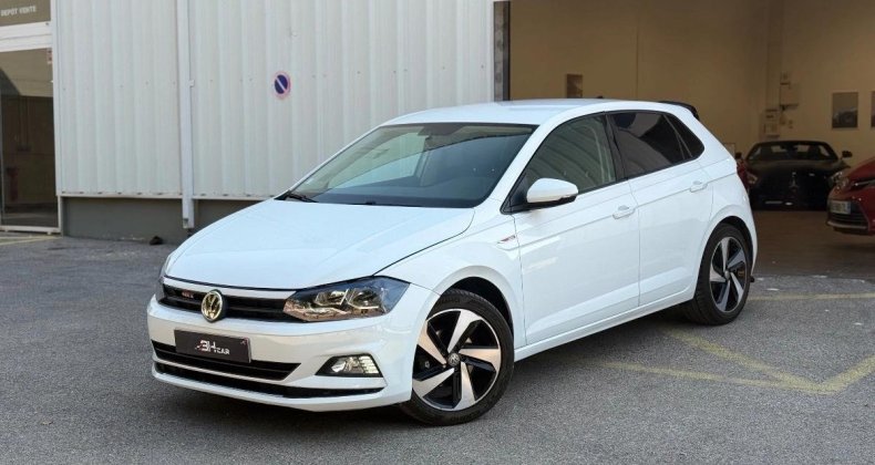 Volkswagen Polo 1.6 TDI 95CV CONFORT LINE / PACK GTI / C