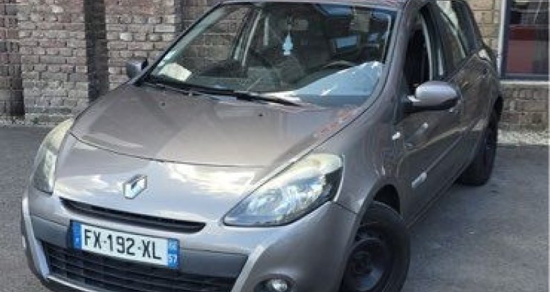 Renault Clio 3 Phase 2 TomTom