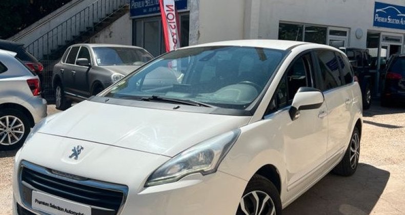 Peugeot 5008 1.6 HDi 115 BoÃ®te auto 7 Places