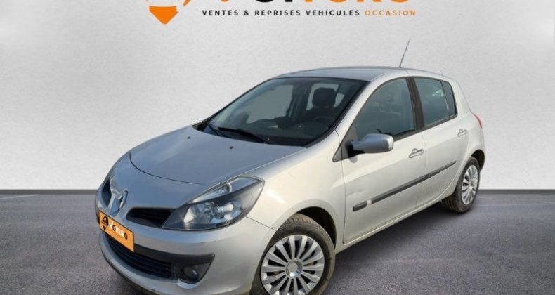 Renault Clio 3 5 Portes 1.4 i 16V 98 cv,RÃ©visÃ©e,Sui