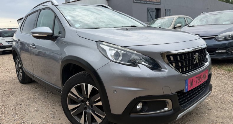 Peugeot 2008 1.6 HDI 115 ALLURE * TOIT *