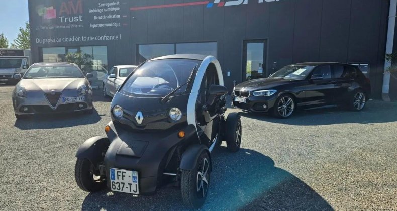 Renault Twizy ZE 5 6.1KWH 45KMH ACHAT-INTEGRAL