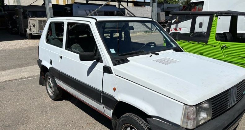 Fiat Panda 4x4 Ã  restaurer