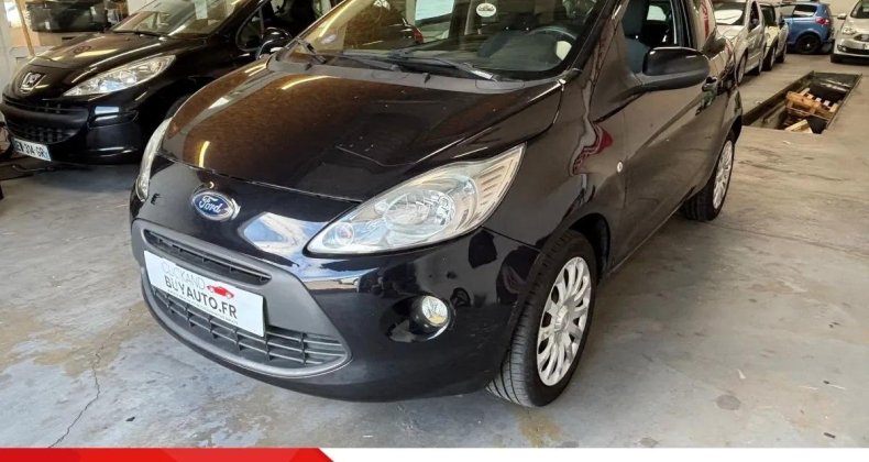 Ford Ka 1.2 TITANIUM 70CH // CLIMATISATION/ FERM