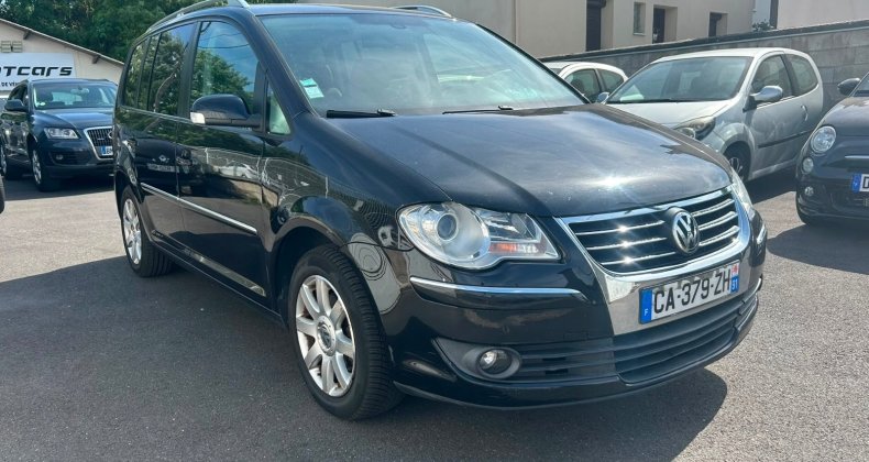 Volkswagen Touran 2.0 16S TDI 140 Confortline DSG