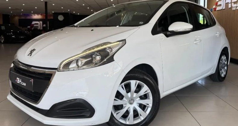 Peugeot 208 1.4 HDI 68 CH GARANTIE 1 AN ENTRETIEN RÃ