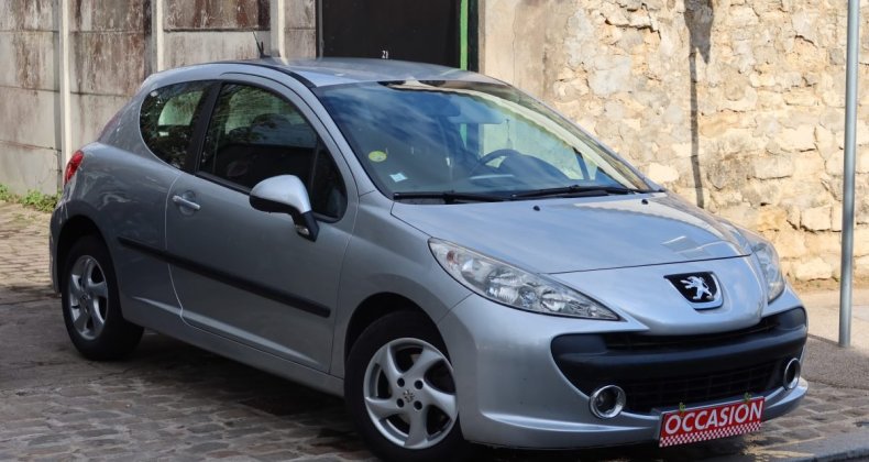 Peugeot 207 1.4 VTI 95 PREMIUM