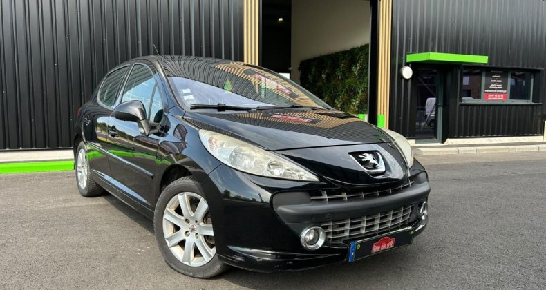 Peugeot 207 1.6 VTi 16V BERLINE Premium Pack PHASE 1