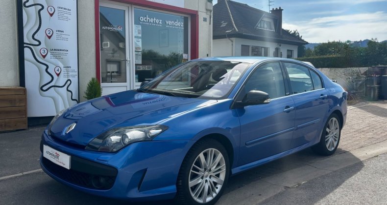 Renault Laguna III GT 2.0 dCi 16V 4Control 178 ch Attac