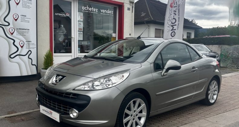 Peugeot 207 CC 1.6 HDi 110ch ROLAND GARROS
