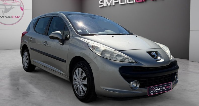Peugeot 207 SW 1.6 HDI 90 PREMIUM