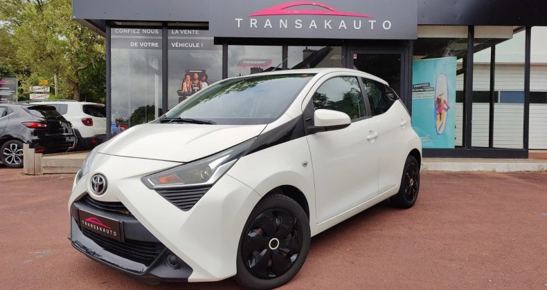 Toyota Aygo 1.0 vvt-i x-play
