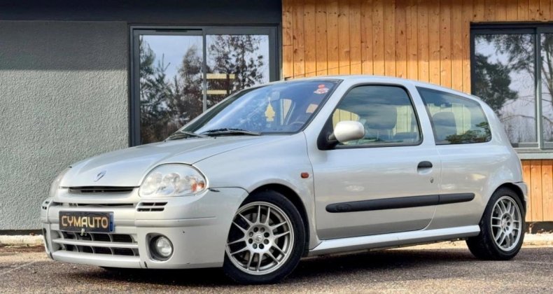 Renault Clio RS Â«Â LightÂ Â»- 172cv