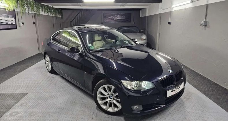 BMW Série 3 COUPE 2.5 325 I 220 LUXE BVA