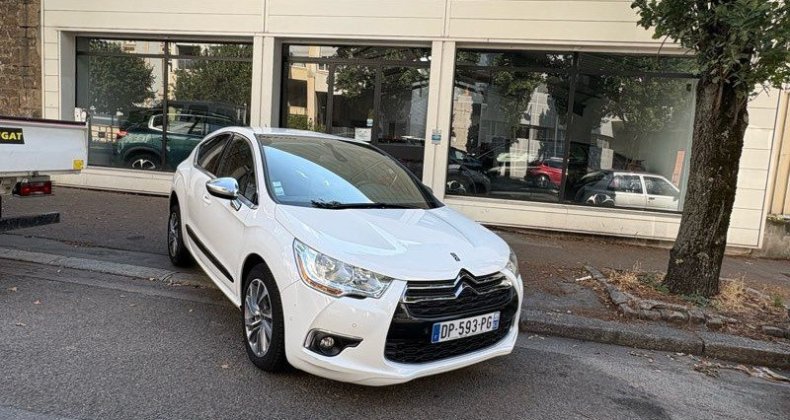 Citroen DS4 Urban show 1.2 130 cv 1 Ã¨re main