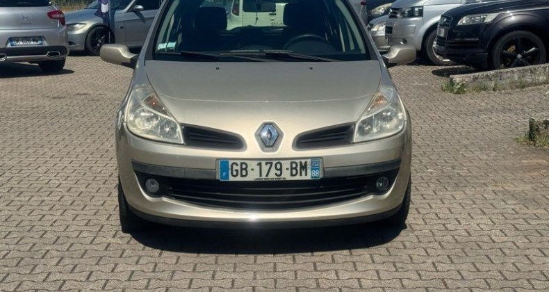 Renault Clio 1.2i 75CH 5cv 5 porte faible kilomÃ©trag