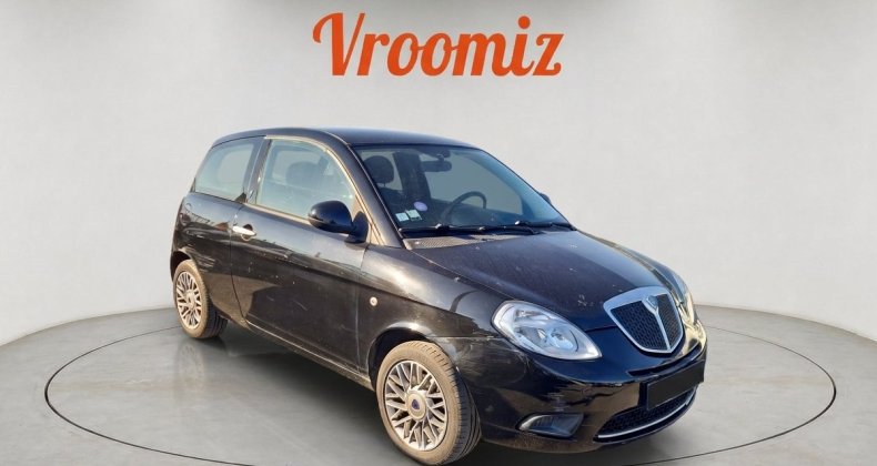 Lancia Ypsilon 1.2l 70 ch clim